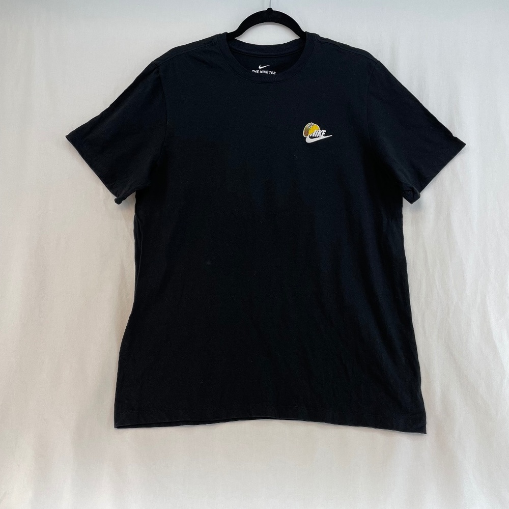 Nike T-Shirt Black Sole Food Collection Men’s Size Large